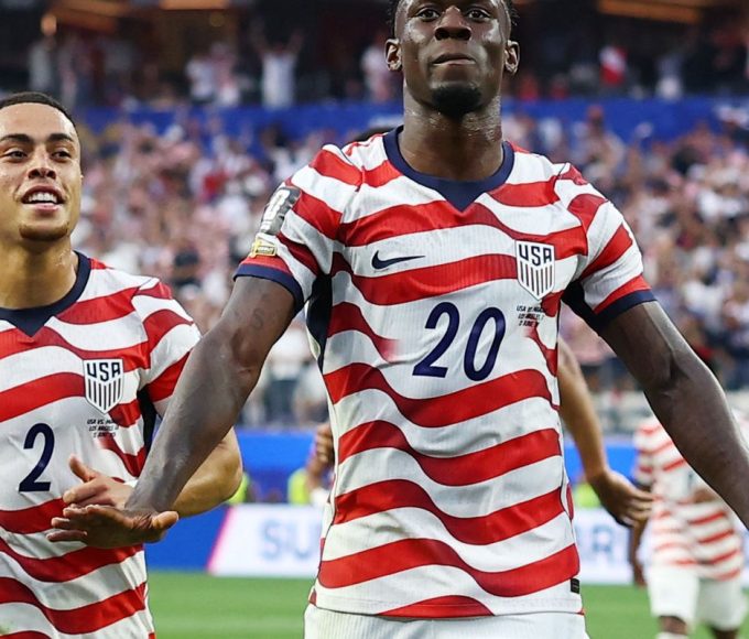 heroi-na-estreia-dos-eua-na-copa,-balogun-nasceu-no-pais-por-acaso