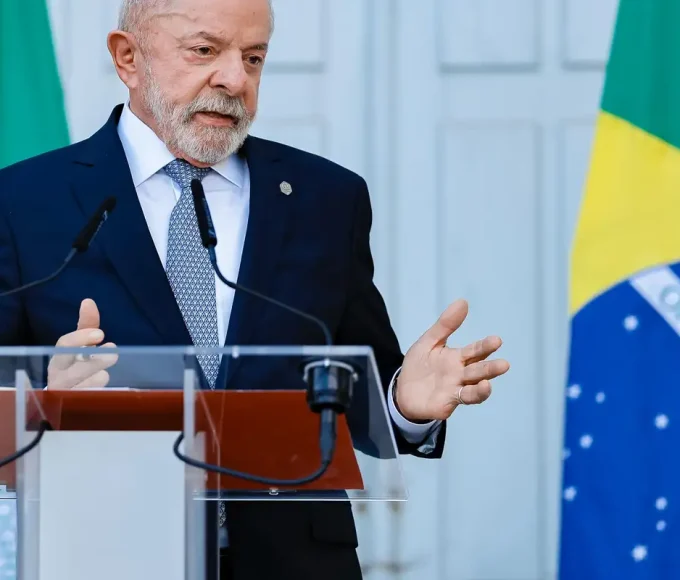 “nao-se-meta-nas-eleicoes-no-brasil”,-diz-lula-a-trump