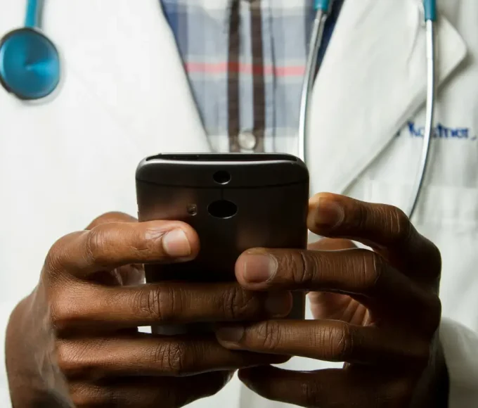 enamed-sera-requisito-para-exercicio-da-medicina-no-brasil