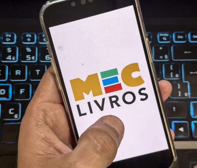mec-livros-oferece-mais-7,8 mil-obras-em-ingles-e-espanhol