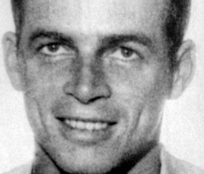 ufrj-da-diploma-55-anos-depois-da-morte-de-stuart-angel