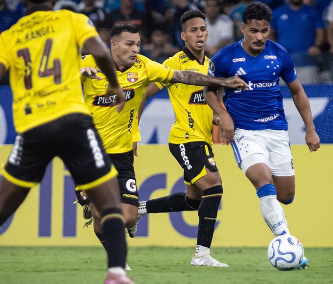 conheca-opcoes-do-brasil-para-a-proxima-copa;-meio-campo-e-o-foco