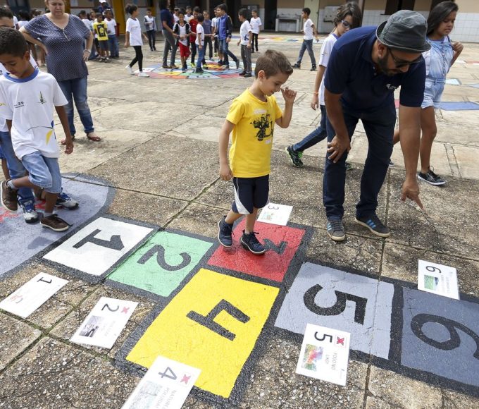 ferias-escolares-de-2027-terao-novas-datas-por-causa-da-copa-feminina