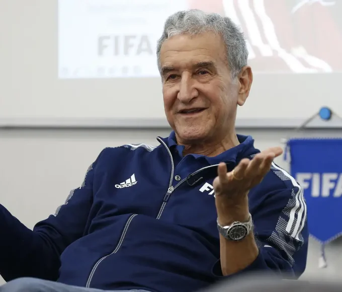 parreira-apresenta-melhora-e-pode-deixar-uti-ate-o-final-de-semana