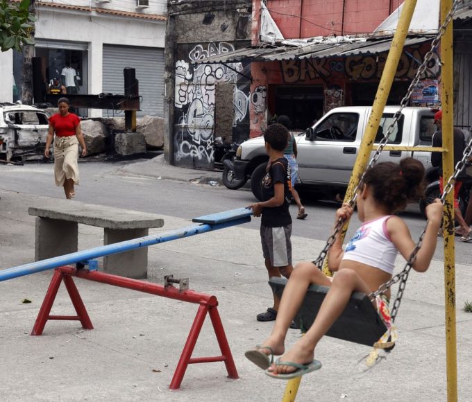 governo-do-rio-cria-orgaos-que-vao-coordenar-reocupacao-de-territorios
